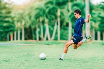 U15/U16首战0-1告负，去年两场都输给了J联赛选拔队｜乐鱼体育首页（配图示意）