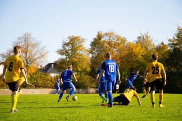 谢尔基单刀推射空门命中，却遭裁判取消进球——背后真相浮出水面！｜乐鱼体育官网（配图示意）